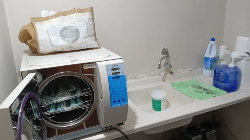 Bursa'da kaçak diş muayenehanesine baskın