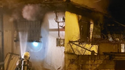 Balıkesir'de 1 ve 3 yaşındaki çocuklar yangında öldü