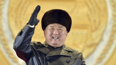 Kuzey Kore'de sosisli sandviç yiyenler ve boşananlar kampa gönderilecek