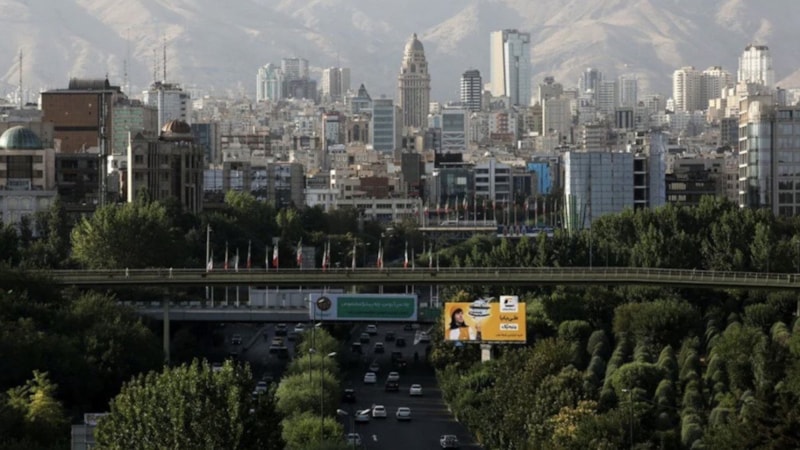 İran başkenti Tahran'dan Mekran'a taşıyor
