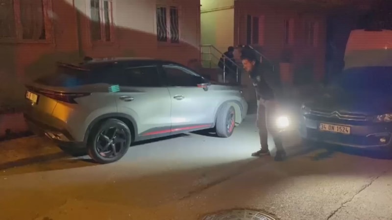 İstanbul Çekmeköy'de silahlı saldırı: 2 yaralı