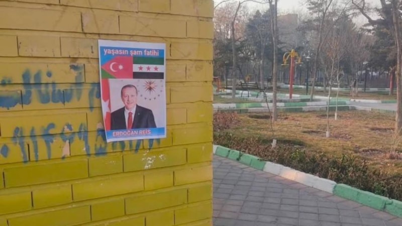 İran'da Cumhurbaşkanı Erdoğan'ın 'Şam Fatihi' afişleri asıldı
