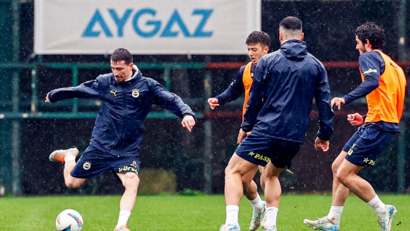 Fenerbahçe'de Konyaspor maçının hazırlıkları sürdü