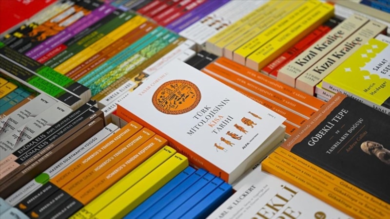 Kitap okumayı seviyoruz; Türkiye'de 2024'te 413 milyon 860 bin kitap basıldı