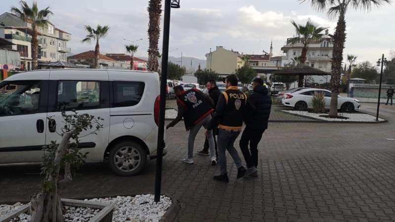 Muğla'da yağma olayına karışan 2 kişi tutuklanarak cezaevine gönderildi