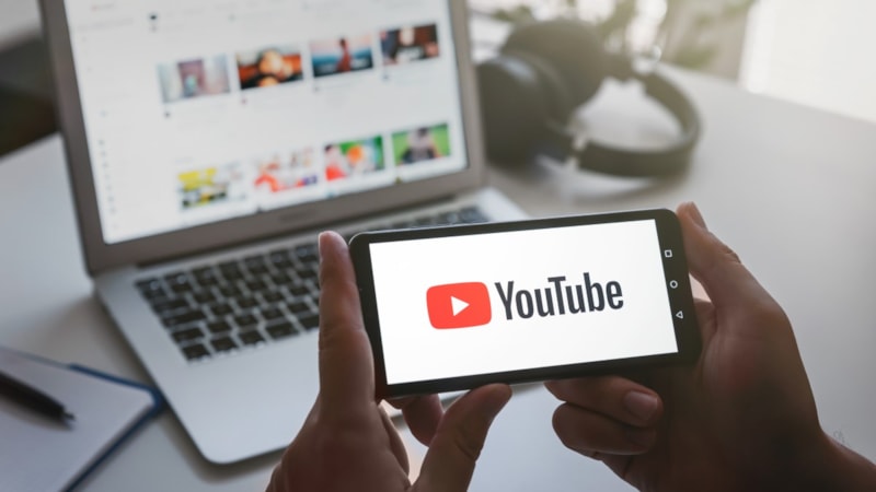 YouTuber’ların kazançları dudak uçuklattı! Milyonlar havada uçuyor