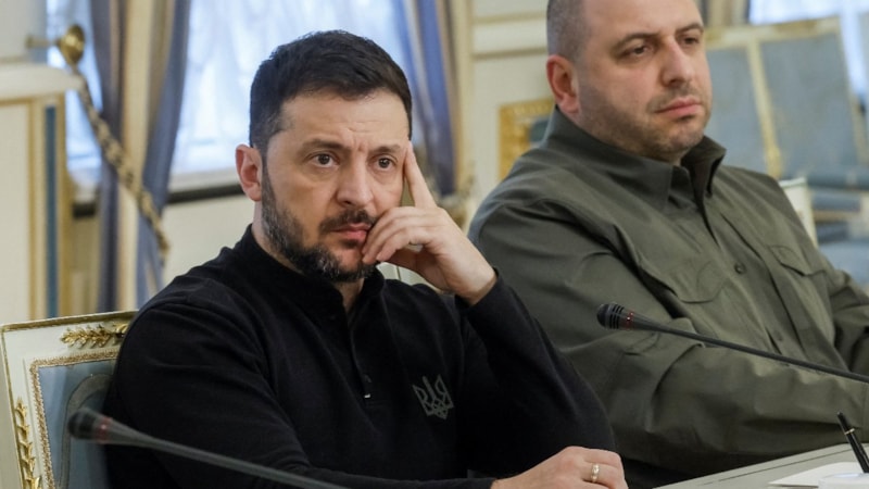 Vladimir Zelensky'nin 28 bin grivna maaş aldığı açıklandı