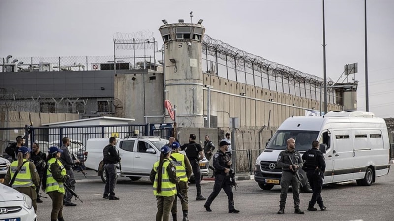 İsrail hapishanelerindeki Filistinli sayısı Gazze soykırımında iki kat arttı