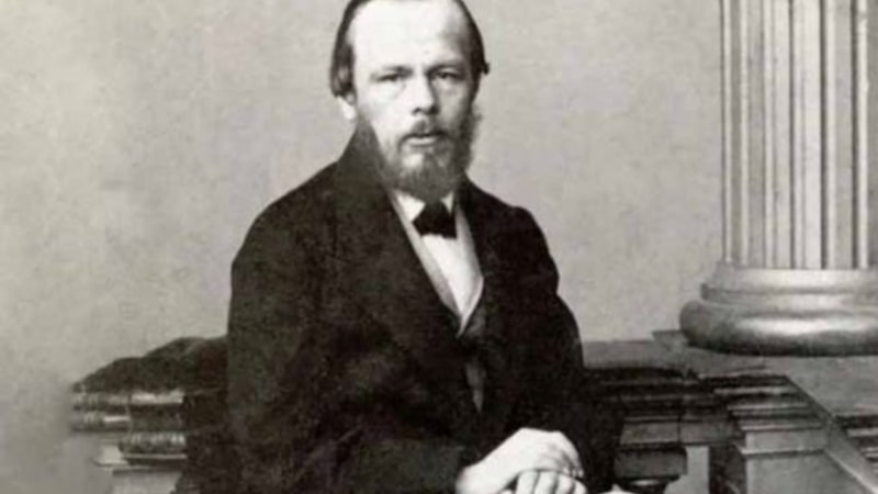 Thomas Gaiton Marullo, Rus edebiyatının kurtarıcısı sayılan Dostoyevski'yi masaya yatırıyor