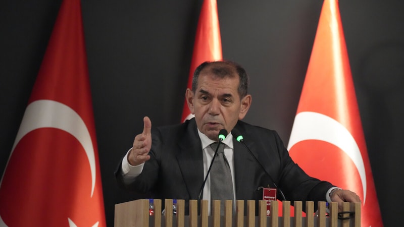 Dursun Özbek ameliyat edildi