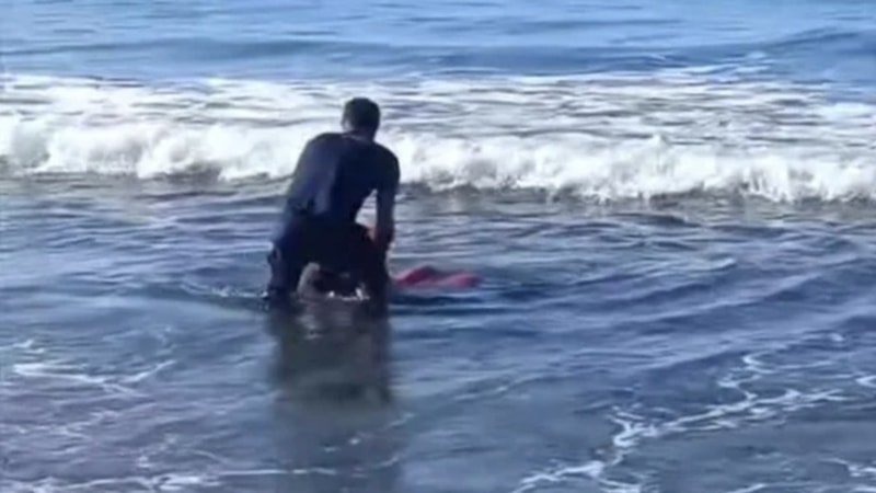 Hatay'da alkollü kadın boğulma tehlikesi geçirdi