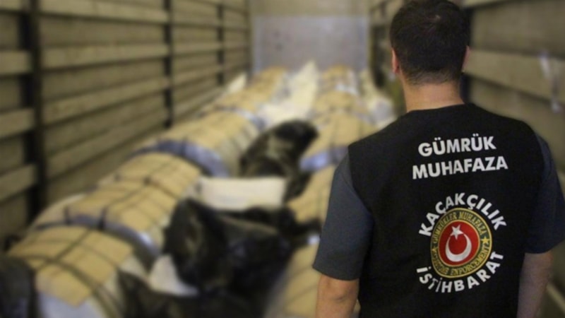 Gümrüklerde 2025'in ilk 15 gününde 1,5 milyar liralık kaçak eşya ele geçirildi