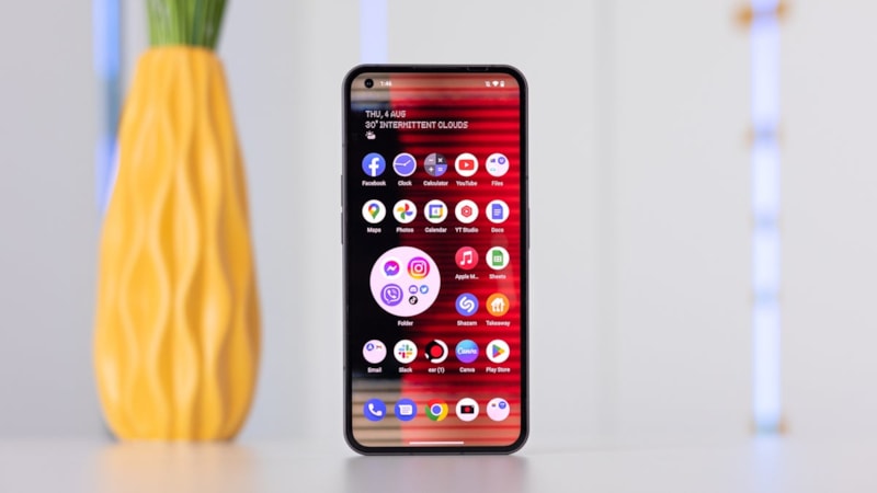 İki Nothing telefonu daha Android 15 tabanlı Nothing OS 3.0'a güncellendi