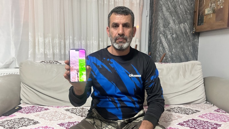 Hatay'da 30 kiloluk balık için telefonunu kaybetti