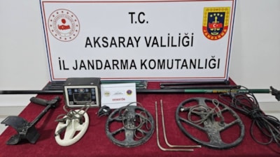 Aksaray'da defineci gizlendiği tünelde yakalandı