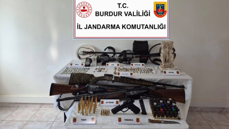 Burdur'da jandarmadan tarihi eser operasyonu