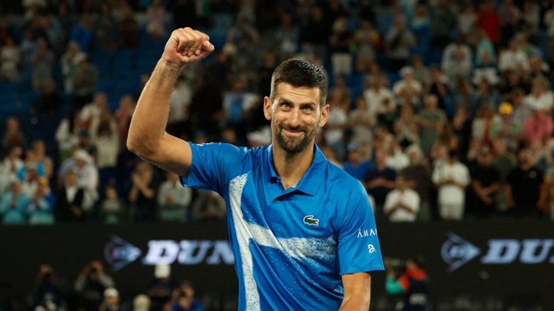 Avustralya Açık'ta Carlos Alcaraz'ı yenen Novak Djokovic, yarı finale çıktı