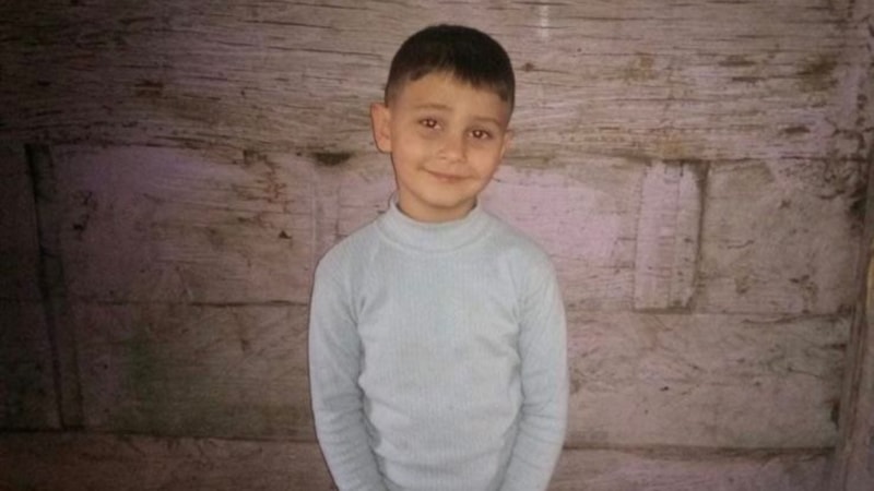 Bartın'da av tüfeğiyle oynarken kazara oğlunu vurdu