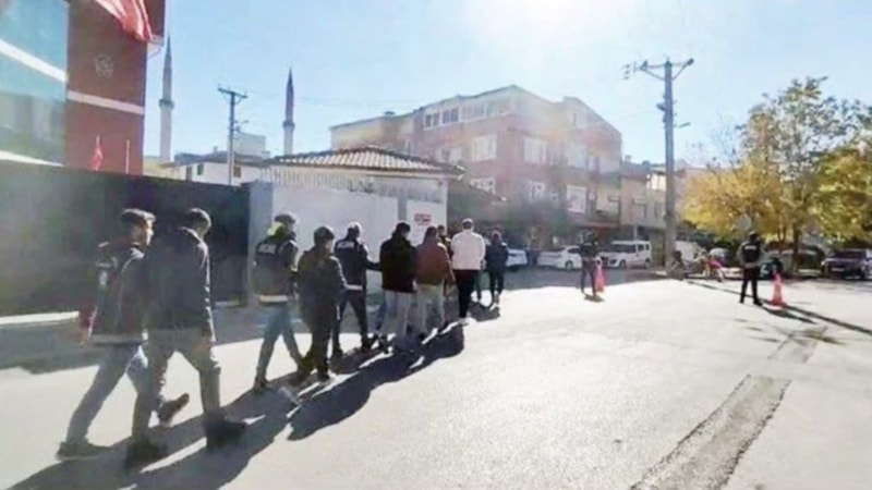 Edirne'de 12 düzensiz göçmen yakalandı