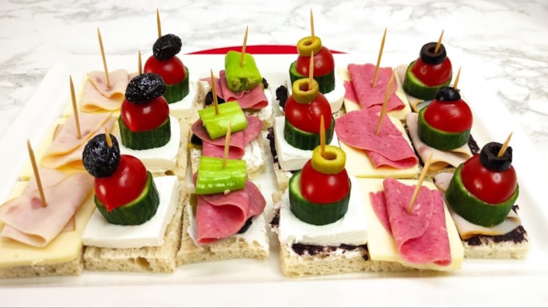 Kanepe nedir? Kanepe yiyecek ismi nereden gelir?