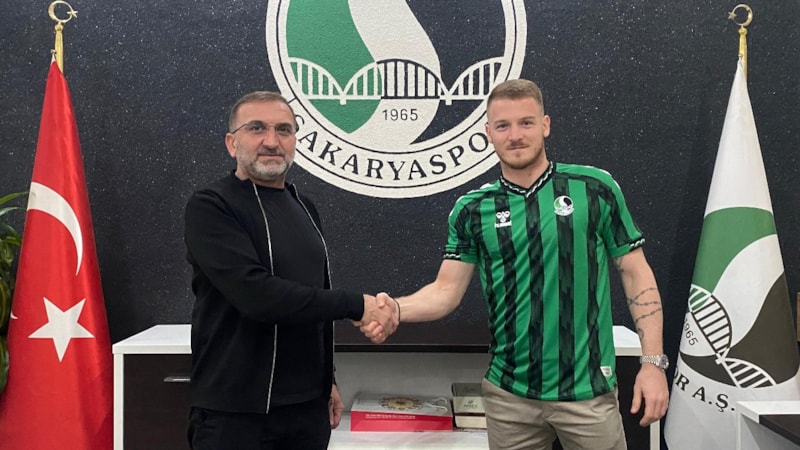 Sakaryaspor, Ognjen Ozegovic'i renklerine bağladı