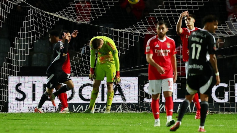 Benfica deplasmanda Casa Pia'ya yenildi