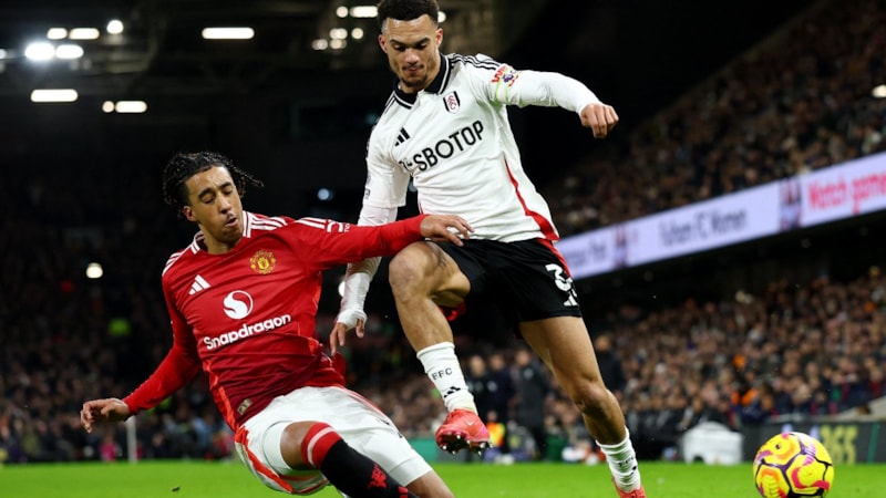 Manchester United deplasmanda galip