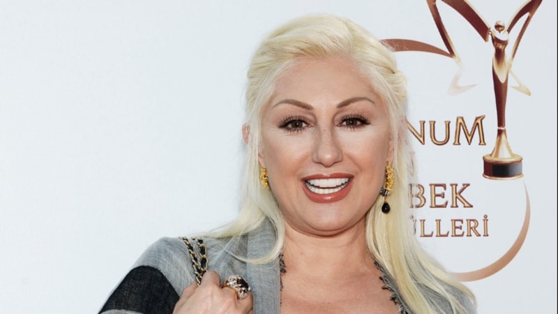 Dolandırıcılar Muazzez Ersoy'un peşine düştü! Takipçilerini uyardı