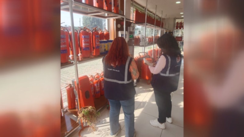 Bursa'da fahiş fiyata yangın tüpü satan 10 iş yeri hakkında işlem yapıldı