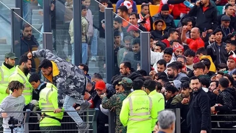 İran'da tribün kavgası! 32 taraftar yaralandı