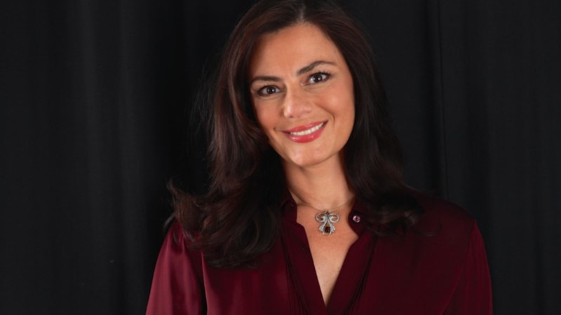 Çağla Ural'dan 1950’li yıllarda İstanbul’da başlayan ölümsüz bir aşk