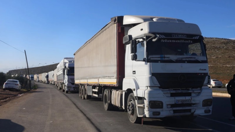 Suriye’de kara ve deniz dahil tüm kapılar açıldı