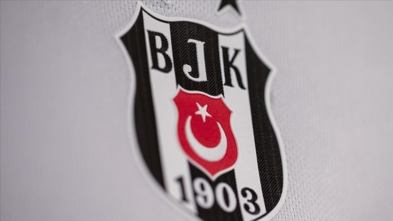 Beşiktaş’ta şok ayrılık! Takımın yıldızı ayrılıyor; İşte yeni adresi...