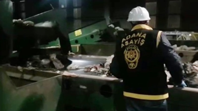 Adana’da vicdanları sarsan olay: Çöp ayıklanırken yeni doğmuş bebek bulundu