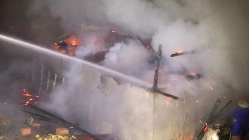 Zonguldak'ta tek katlı ev, yangında kullanılamaz hale geldi