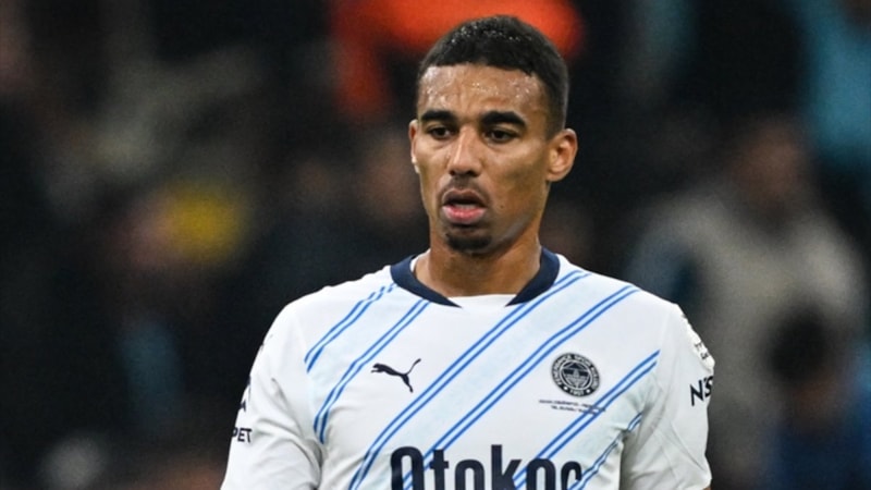 Villarreal, Alexander Djiku'nun peşinde