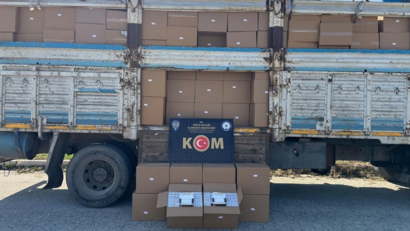 Konya'da 7 milyon liralık kaçak makaron yakalandı