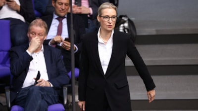 Almanya'da siyasi kriz: Parlamento aşırı sağcı AfD'yi kapatmak için harekete geçti