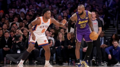 Los Angeles Lakers, LeBron James'in triple-double performansıyla kazandı
