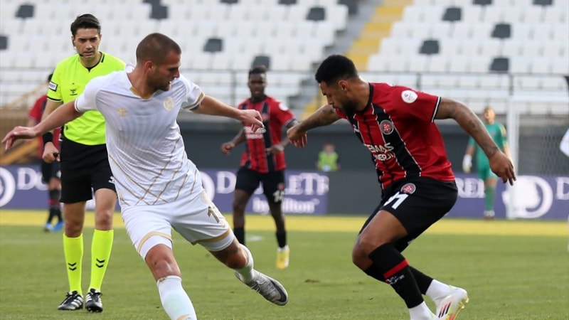 Manisa FK ile Fatih Karagümrük yenişemedi