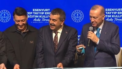 Cumhurbaşkanı Erdoğan'dan Mesut Özil'e güldüren tepki: Oğlum sen de çok utangaçsın