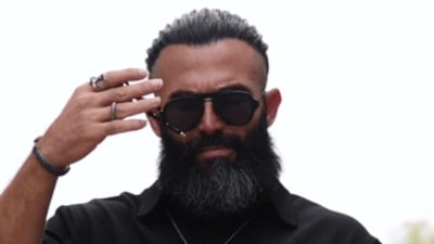 Turabi'nin uygunsuz şarkısına erişim engeli talebi