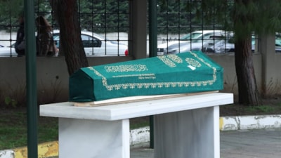 Yenidoğan Çetesi sanığı İlker Gönen, İstanbul'da toprağa verildi