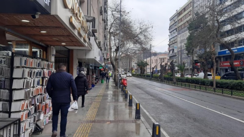 Santorini'de 5.2 büyüklüğündeki deprem İzmir'i salladı