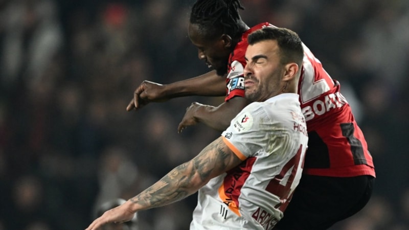 Galatasaray'ın savunmacısı Abdülkerim Bardakcı bilinçli kart gördüğü iddiasıyla PFDK'lık oldu