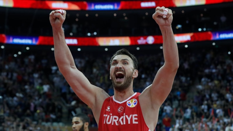 Semih Erden, basketbolu bıraktı