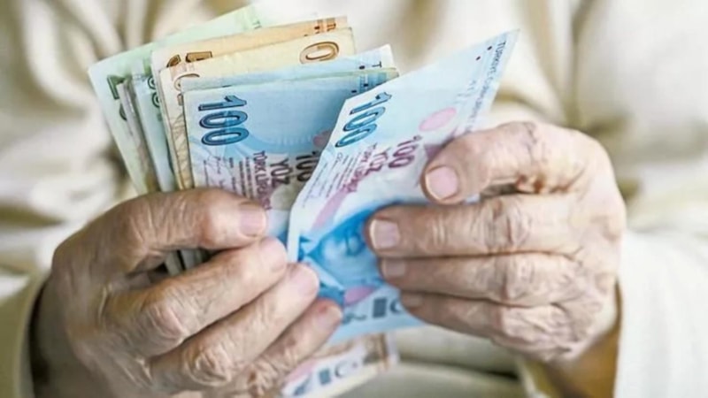 Emekliye mart ayı jesti; Maaşlara ek ödenecek...