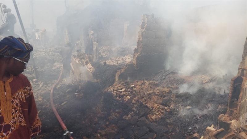 Nijerya’da okul yangını: 17 ölü