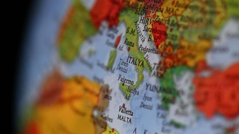 İtalya'da helikopter düştü: 3 kişi öldü