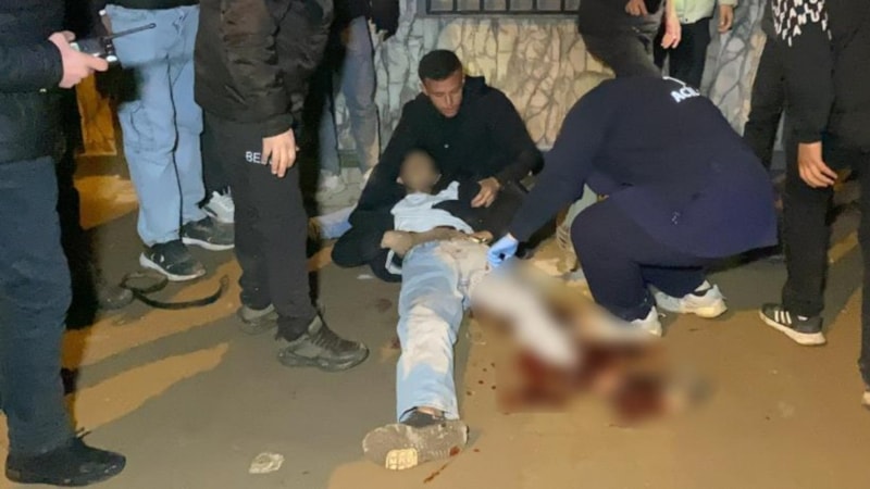 Adıyaman'da anma törenine katılmak isteyen gençlere bıçaklı saldırı: 1'i ağır 2 yaralı